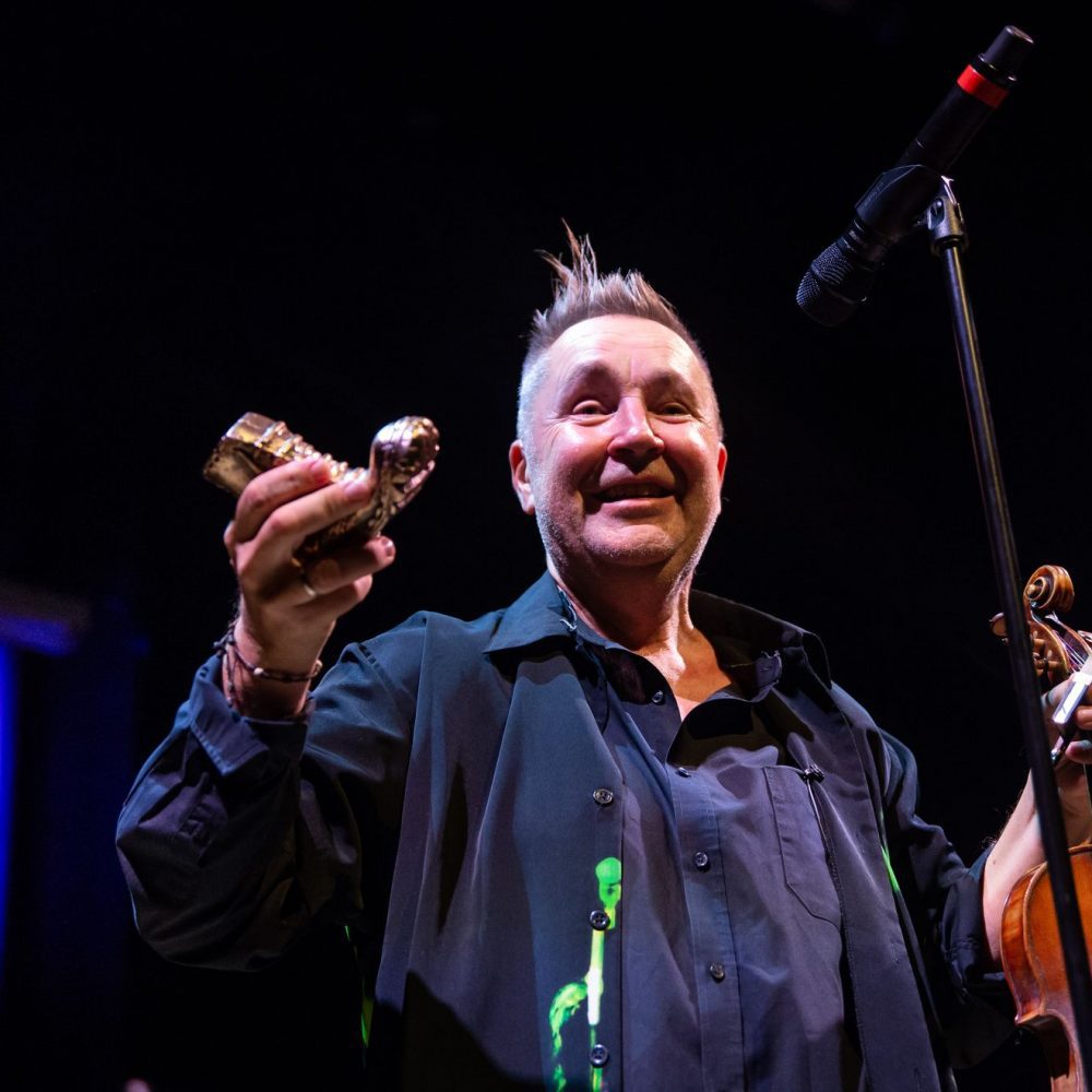 Nigel Kennedy 19